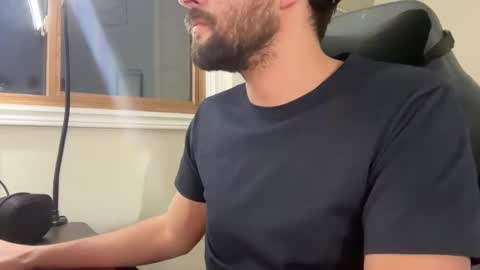 Snapshot of _ur_happy_meal chatting on 12.18.24 DJ online show from 12.18.24