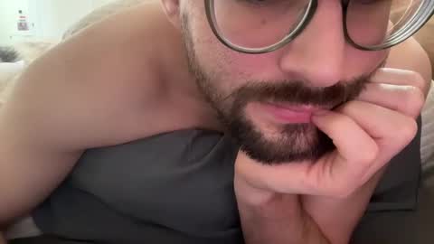 Snapshot of _ur_happy_meal chatting on 12.28.24 DJ online show from 12.28.24