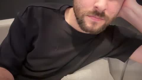 Snapshot of _ur_happy_meal chatting on 02.27.25 DJ online show from 02.27.25