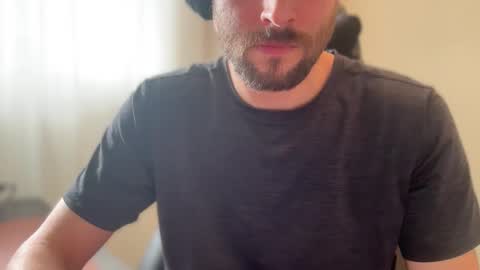 Snapshot of _ur_happy_meal chatting on 03.25.26 DJ online show from 03.25.26