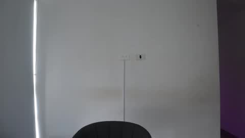 Anastasia Vahos online show from 12.13.24