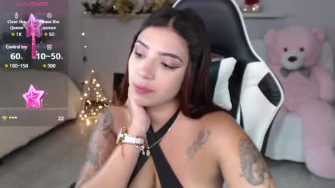 Snapshot of _vane_lopez chatting on 12.13.24 vane online show from 12.13.24