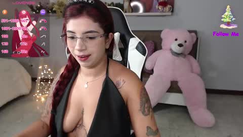 Snapshot of _vane_lopez chatting on 12.29.24 vane online show from 12.29.24