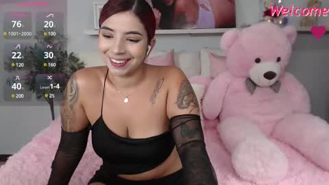 Snapshot of _vane_lopez chatting on 01.19.25 vane online show from 01.19.25