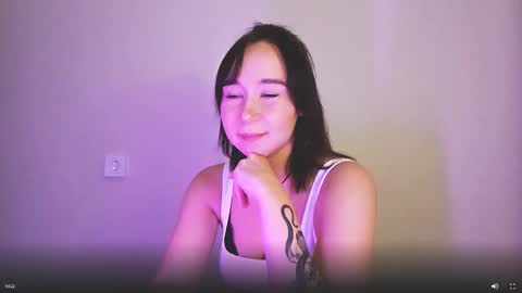 Mia online show from 09.17.25