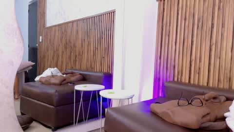 Veronica online show from 10.24.25