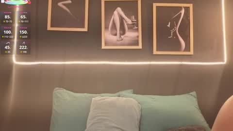 Victoria online show from 12.17.25