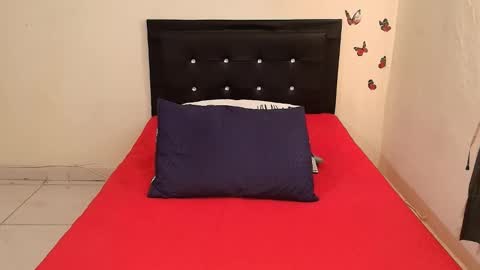 Snapshot of _victoriia_971 chatting on 10.09.25 _victoriia_971 online show from 10.09.25