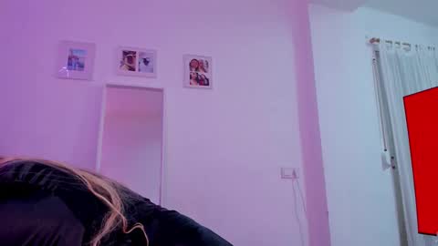   online show from 12.05.25