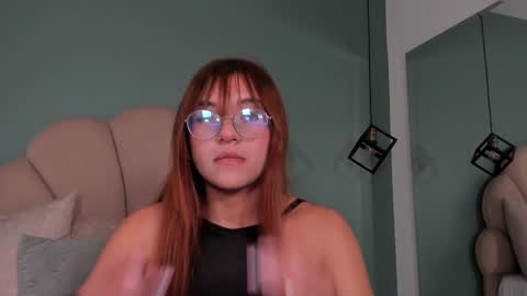 Snapshot of _vix555_ chatting on 12.12.24 Vix online show from 12.12.24