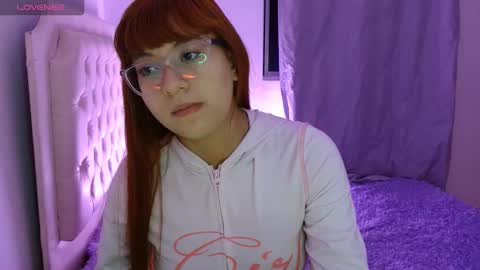 Snapshot of _vix555_ chatting on 02.04.26 Vix online show from 02.04.26