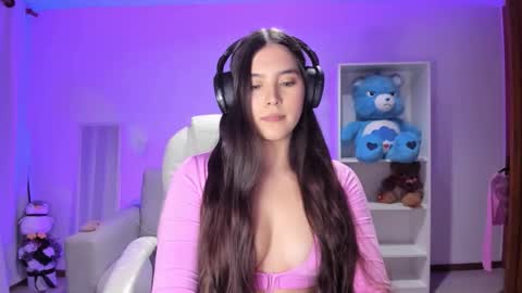 Fernanda  online show from 11.06.25