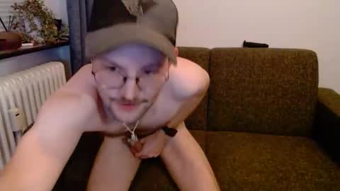 _whoisthatguy_ online show from 11.05.25