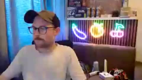 Snapshot of _whoisthatguy_ chatting on 08.07.26 _whoisthatguy_ online show from 08.07.26