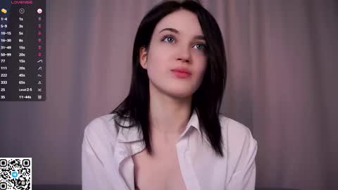 Snapshot of _wicked_game chatting on 09.19.25 Anna online show from 09.19.25