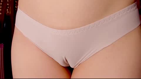 Enni online show from 12.31.24