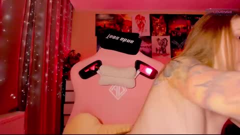 Enni online show from 02.18.25