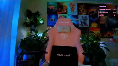 Snapshot of _witch__ chatting on 06.18.26 Enni online show from 06.18.26