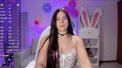 Luisa  online show from 04.15.26