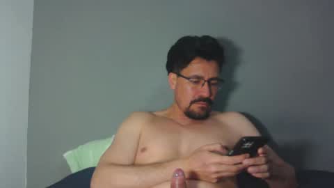 Snapshot of _yjesneth2011 chatting on 10.08.25 _yjesneth2011 online show from 10.08.25