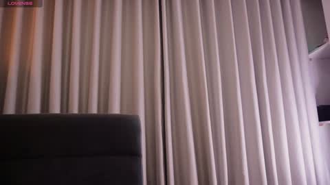 Snapshot of _your_little_nut chatting on 12.25.24 Macca and Ana online show from 12.25.24