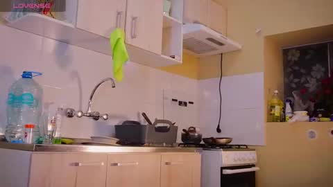 Snapshot of _your_little_nut chatting on 12.30.24 Macca and Ana online show from 12.30.24