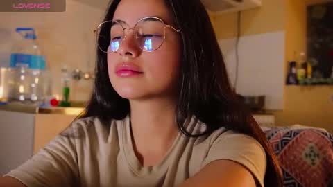 Snapshot of _your_little_nut chatting on 01.02.25 Macca and Ana online show from 01.02.25