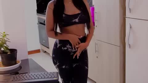 Snapshot of _your_little_nut chatting on 01.18.25 Macca and Ana online show from 01.18.25