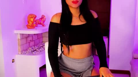 Snapshot of _your_little_nut chatting on 02.06.25 Macca and Ana online show from 02.06.25