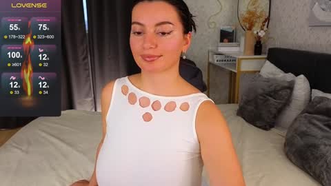 Snapshot of _your_sweetdream chatting on 12.21.24 Jasmine online show from 12.21.24