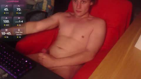 _yourcuteboy_ online show from 12.05.25