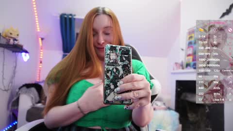 Snapshot of _yummy_girl_ chatting on 02.07.25 Polly online show from 02.07.25