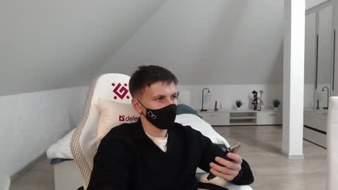 Nicole  Thomas  Dave online show from 12.05.24