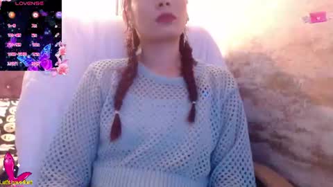 Yuyi online show from 06.25.26