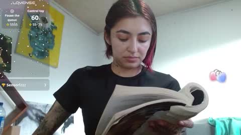 Zoe  online show from 10.24.25