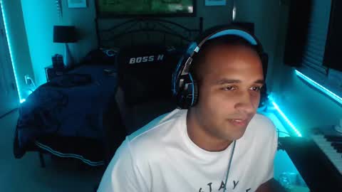 a4orce online show from 12.12.24