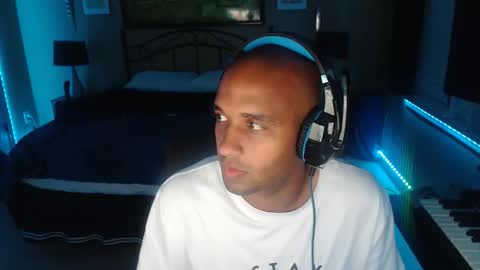 a4orce online show from 11.15.25