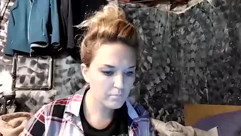 Bree Anna online show from 01.23.25