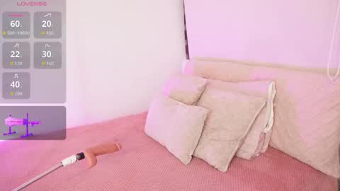 Alexandra  online show from 09.19.25