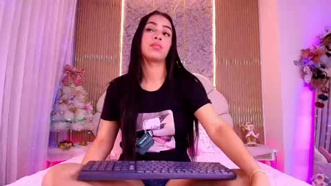 Aisha online show from 12.05.25