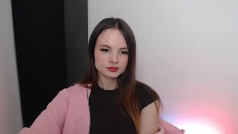 a_ariella_ online show from 09.13.25