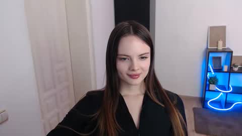 a_ariella_ online show from 12.02.25