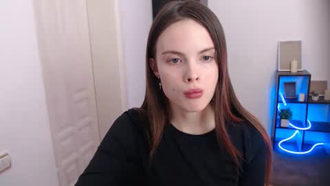 a_ariella_ online show from 12.18.25