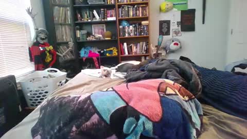 A Bored Dragon online show from 03.12.25