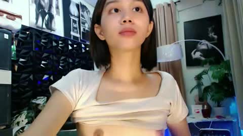 Lovely Yana  online show from 04.08.26