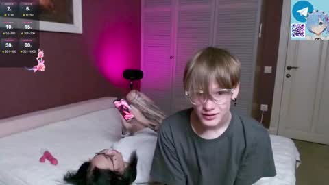 Snapshot of a_s_m_ chatting on 10.17.25 Kris Michael online show from 10.17.25