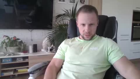 Long distance cumshot online show from 05.01.26
