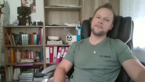 Long distance cumshot online show from 05.09.26