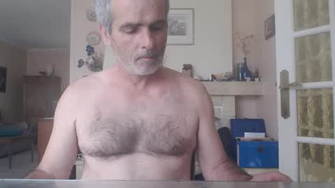 Snapshot of aalex1717 chatting on 06.11.26 Aalex1717 online show from 06.11.26