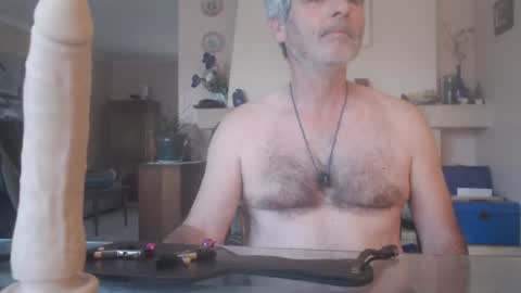 Snapshot of aalex1717 chatting on 06.12.26 Aalex1717 online show from 06.12.26